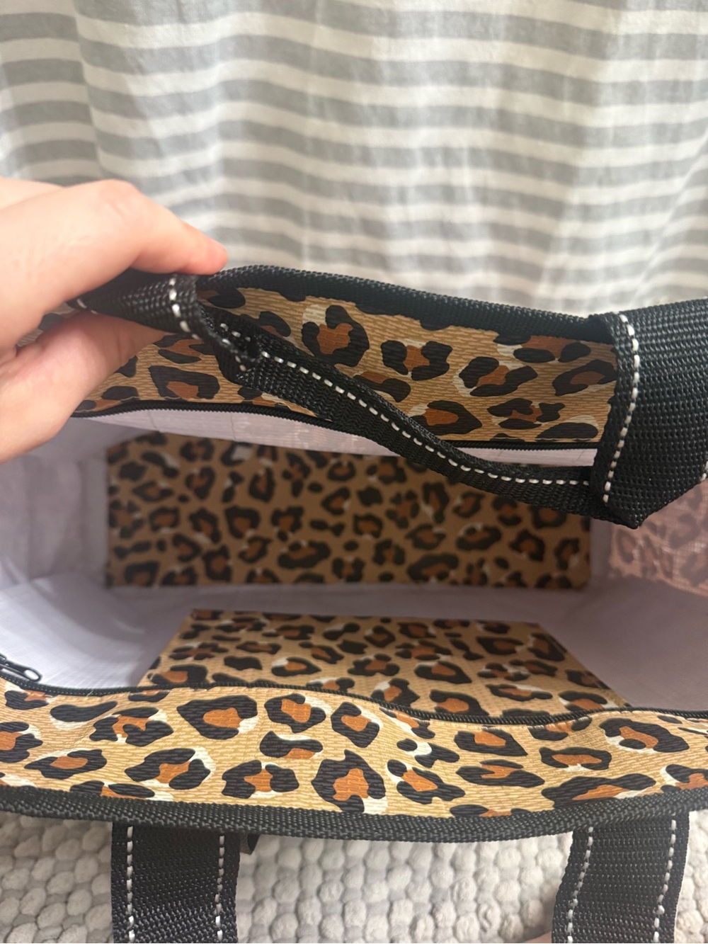 SCOUT pocket rocket cheetah bag - Picture 3 of 6